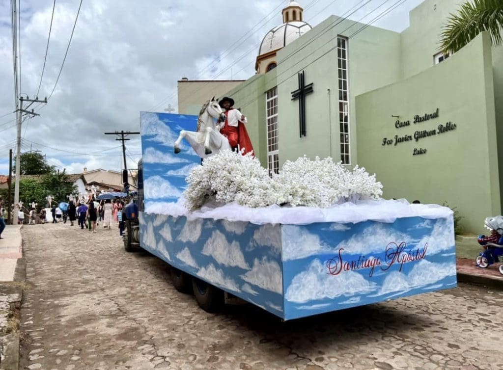 Carro alegórico de Santiago Apóstol 