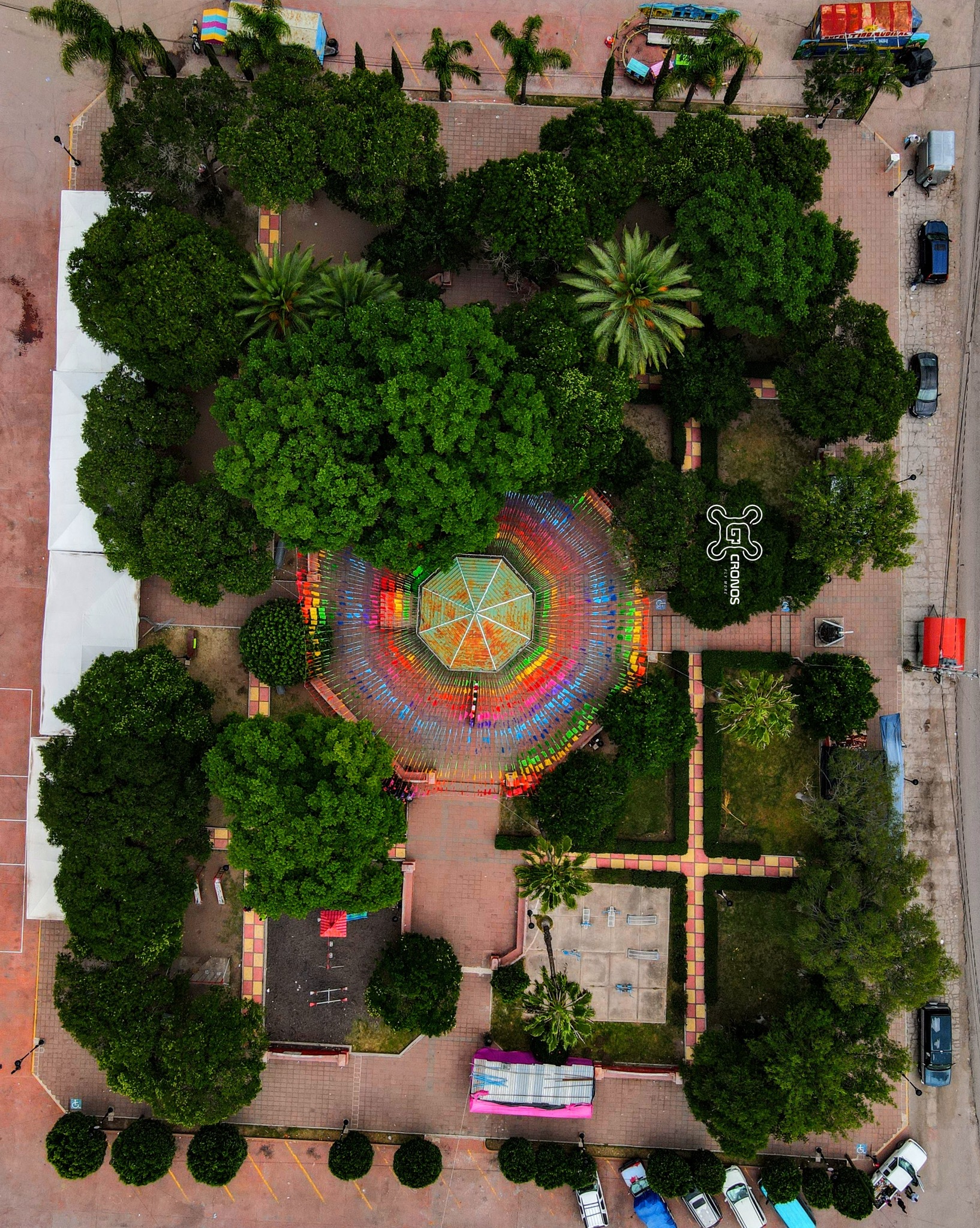 Plaza principal en Santa María de Los Ángeles