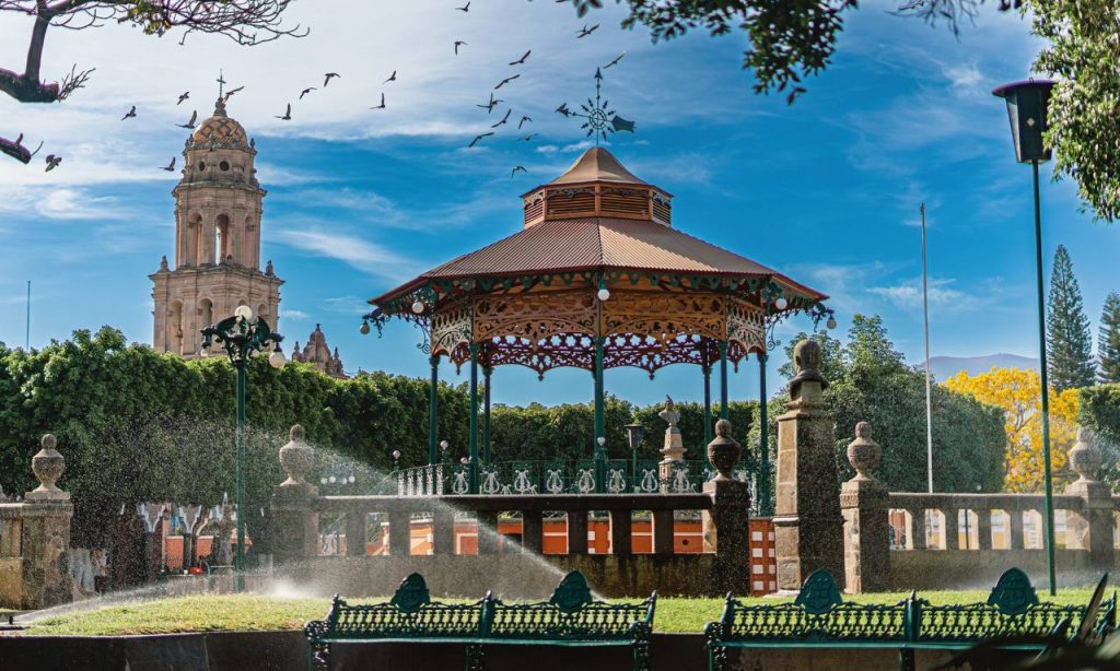 Sayula, Jalisco. Pueblo que tiene el récord al dulce de cajeta más grande del mundo y una historia divertida sobre el ánima de Sayula