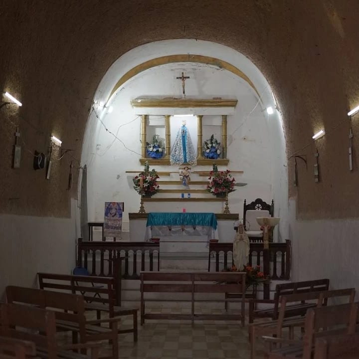 Altar principal del Templo de Arena de Villa Corona
