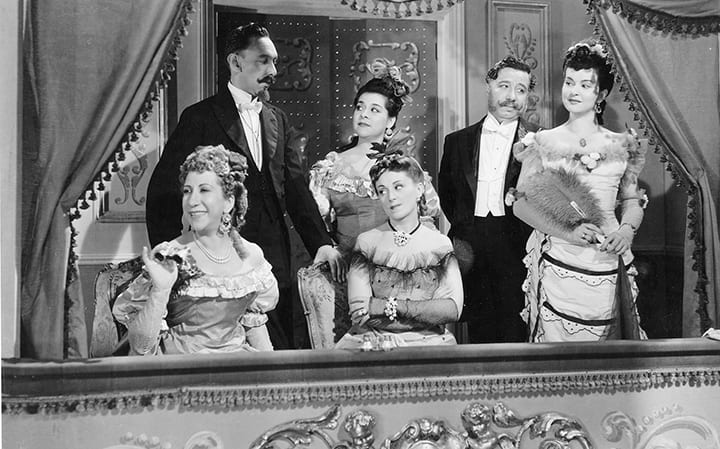 ¡Ay, que tiempos, señor don Simón! es la primera cinta del director Julio Bracho, se estrenó en 1941 con las actuaciones de grandes del cine como Joaquín Pardavé., Arturo de Córdova y Mapy Cortés.