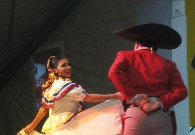 La Raspa Mexicana: danza, tradición y alegría nacional