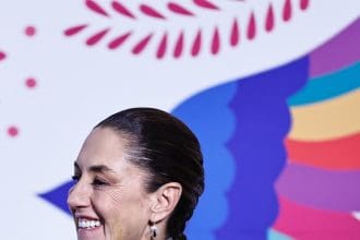 La presidenta de México Claudia Sheinbaum, participa este miércoles durante una rueda de prensa matutina en Ciudad de México (México). EFE/Sáshenka Gutiérrez