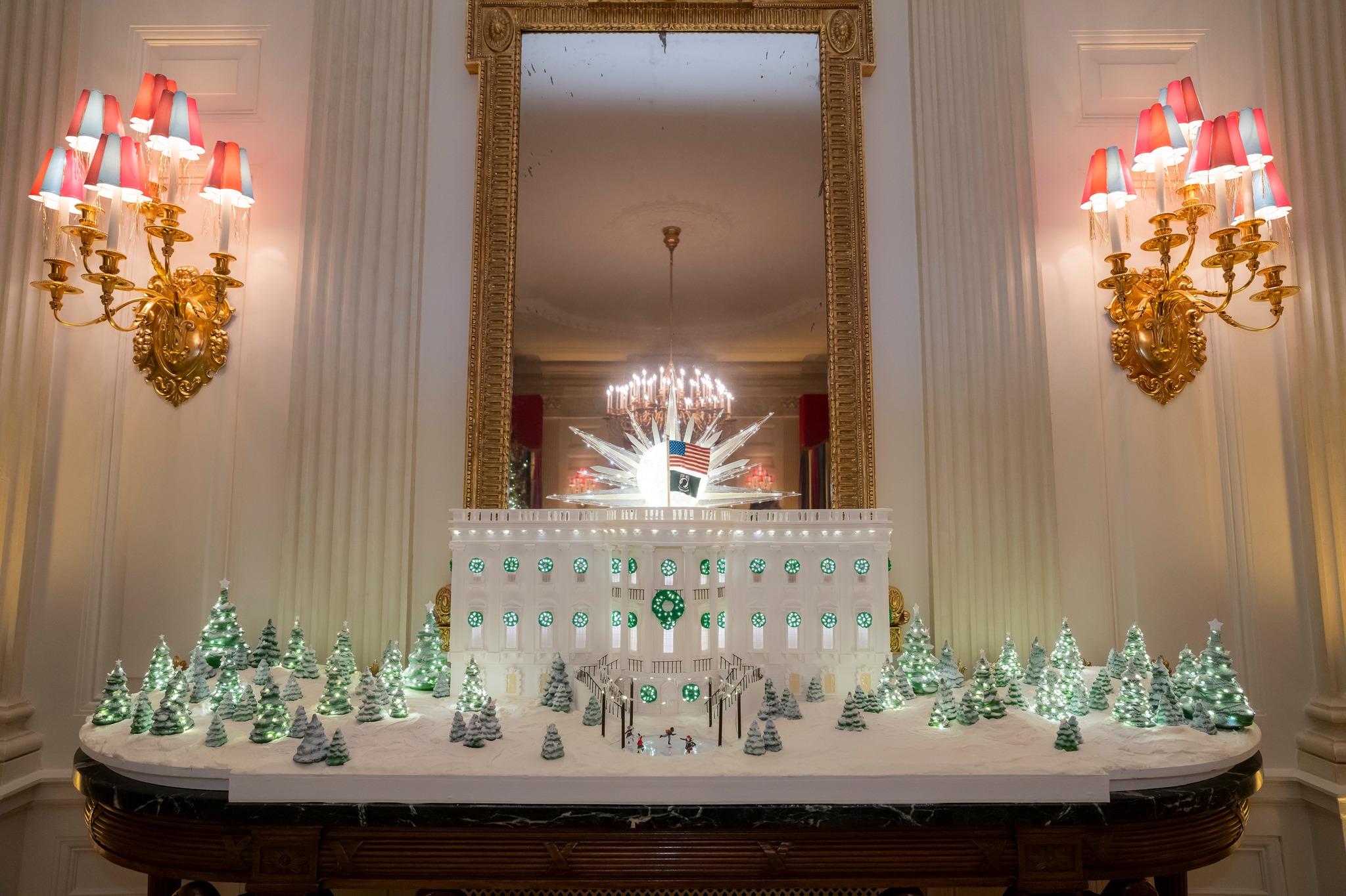 "Una temporada de paz y luz" en la última navidad de los Biden