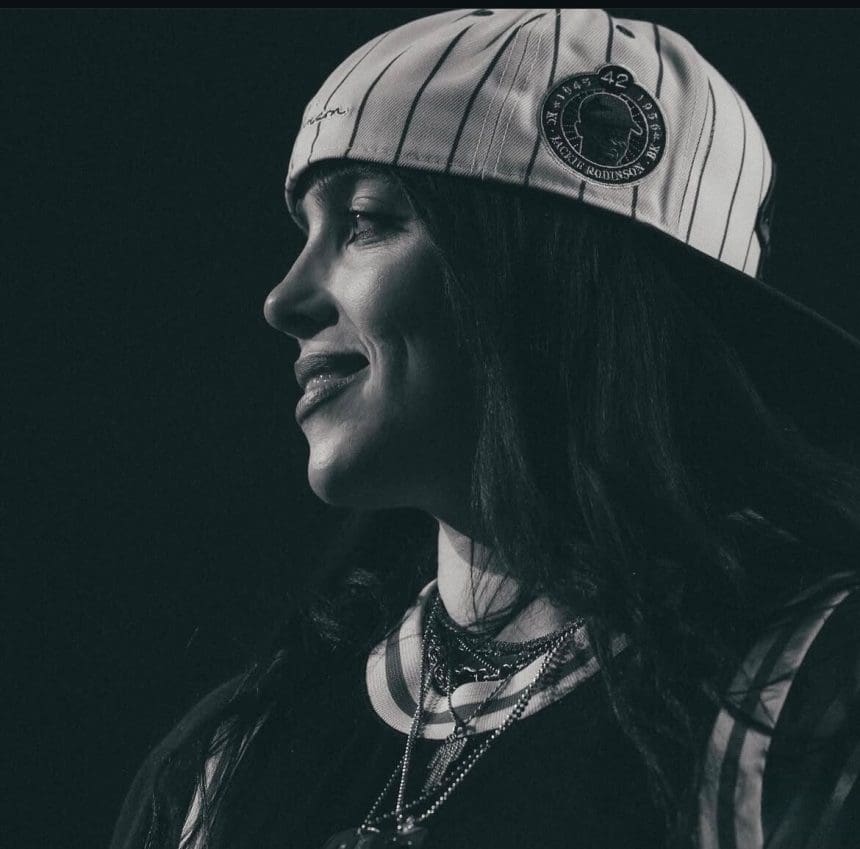 Billie Eilish cierra el año con su segundo Tiny Desk Concert