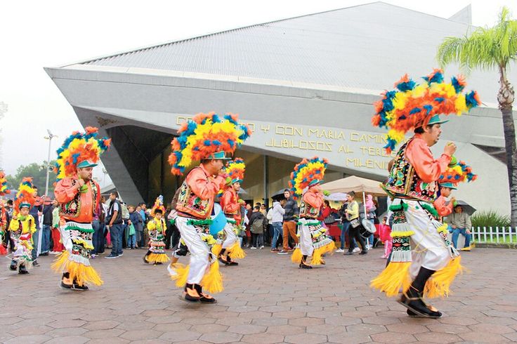 La tradición de los matachines en la festividad de la Virgen de Guadalupe