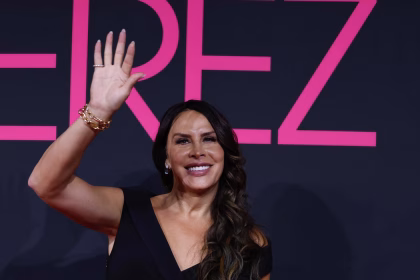 Fotografía de archivo de la actriz española Karla Sofía Gascón posando durante una rueda de prensa de la película ‘Emilia Pérez’, en Ciudad de México (México). EFE/ Sáshenka Gutiérrez