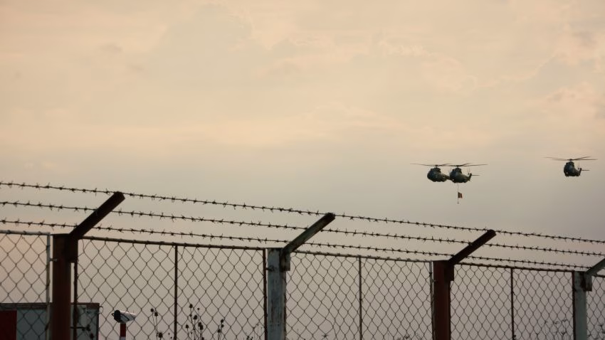 Estados Unidos enviará más de 600 militares adicionales a la frontera con México