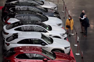 Industria automotriz pide a Trump una pausa para evitar problemas en el suministro