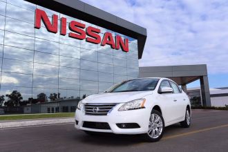 Nissan pausará exportación de dos modelos por aranceles de Trump
