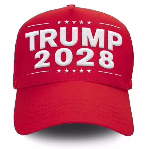 Fotografía publicada en la Tienda de Trump donde se muestra una gorra roja con letras blancas que promociona el tercer mandato del actual presidente de los Estados Unidos. EFE/ Trump Store / SOLO USO EDITORIAL/ NO VENTAS /SOLO DISPONIBLE PARA ILUSTRAR LA NOTICIA QUE ACOMPAÑA (CRÉDITO OBLIGATORIO)
