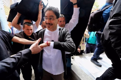 Colombia: Candidato de izquierda denuncia intento "injerencista" de Trump