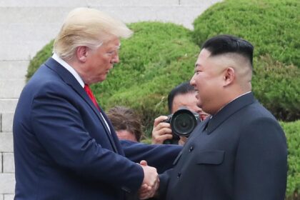 Fotografía del presidente de Estados Unidos, Donald Trump,y el líder de Corea del Norte, Kim Jong-un. EFE/Yonhap South